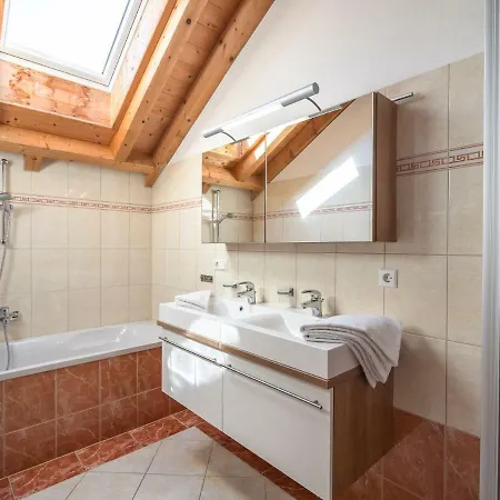 Chalet Sonnenalpe * Kotschach-Mauthen